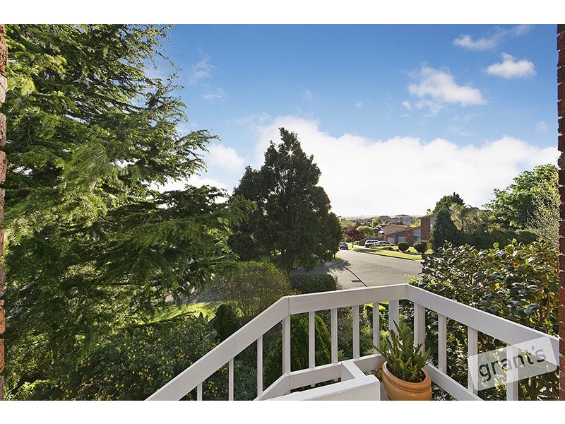 1 Balmain Drive, Berwick VIC 3806