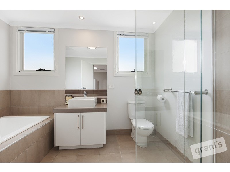 58 Arena Parade, Officer VIC 3809