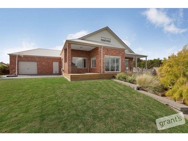 58 Arena Parade, Officer VIC 3809