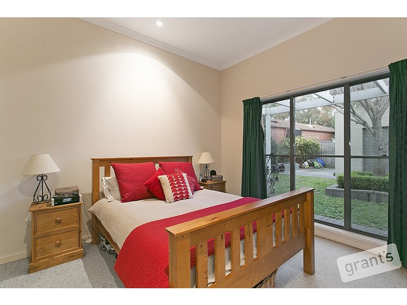 15 Theodore Terrace, Berwick VIC 3806