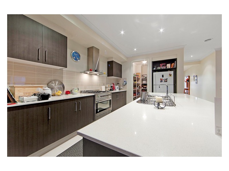 11 Madison Place, Officer VIC 3809