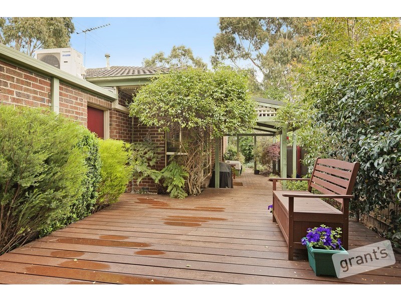 18 Nullica Court, Berwick VIC 3806