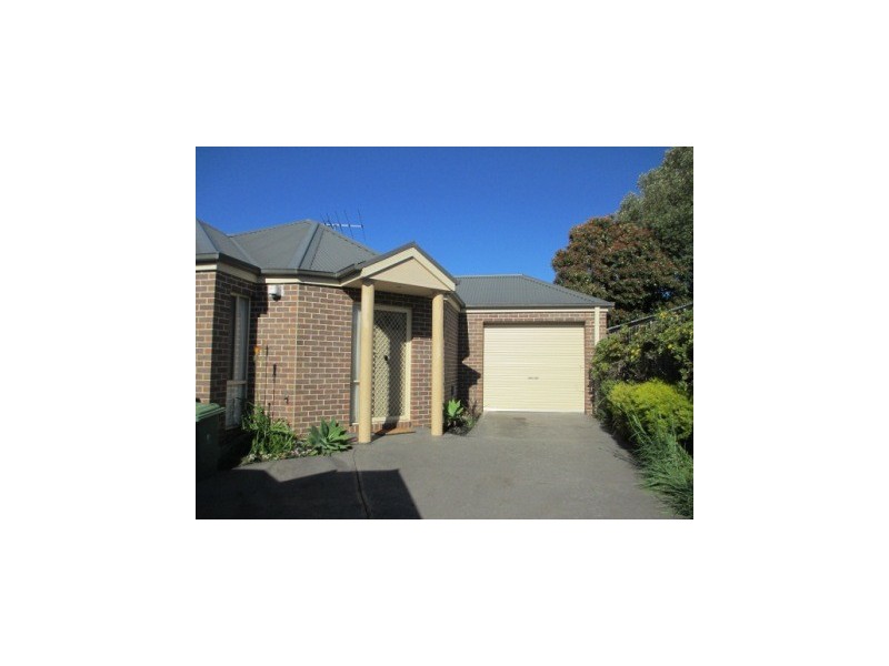 3/15 Evan Street, Berwick VIC 3806