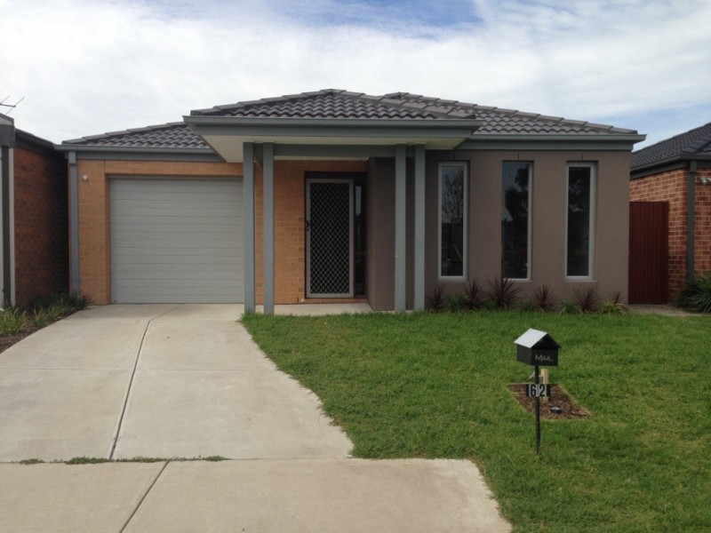 62 Algerd Way, Pakenham VIC 3810