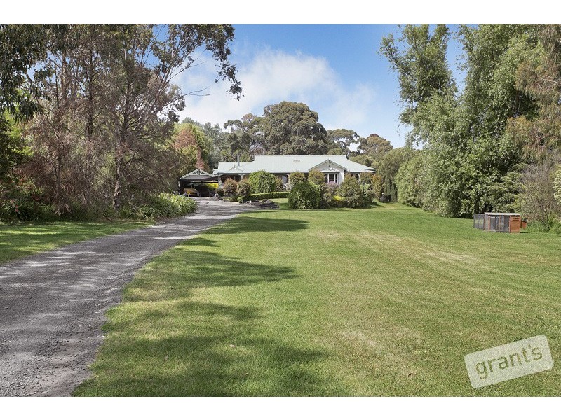 35 Bailey Road, Narre Warren North VIC 3804