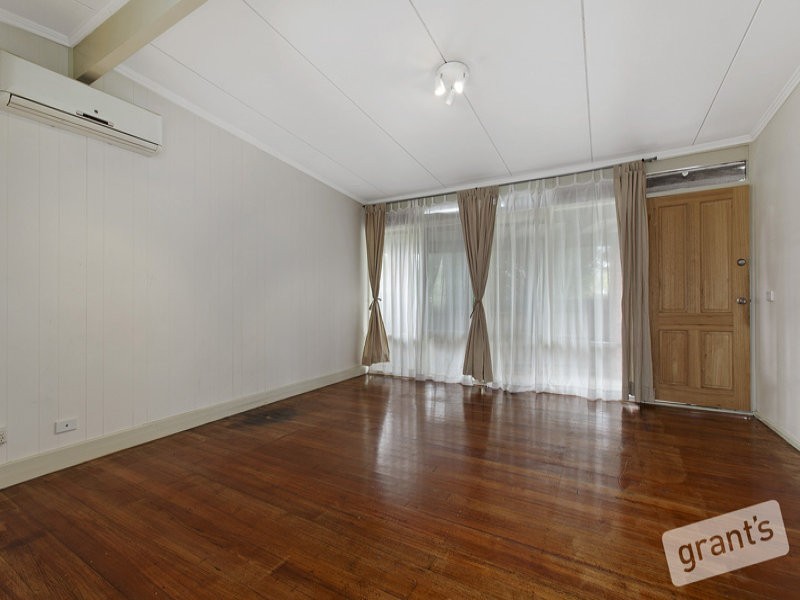 13 Lurline Street, Cranbourne VIC 3977