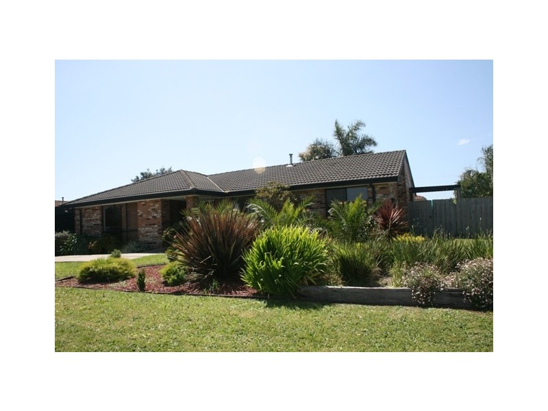 7 Michelle Drive, Berwick VIC 3806