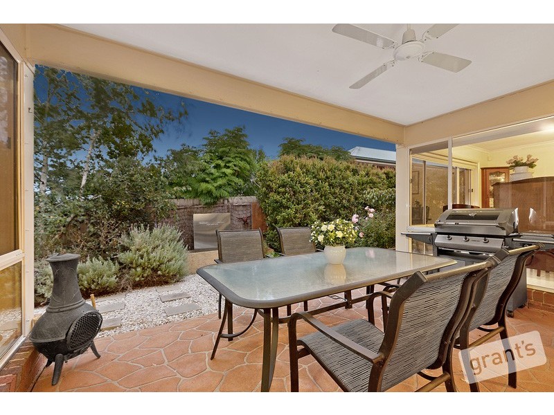 24 Sherman Court, Berwick VIC 3806