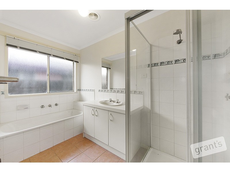 51 Trafalgar Way, Cranbourne East VIC 3977