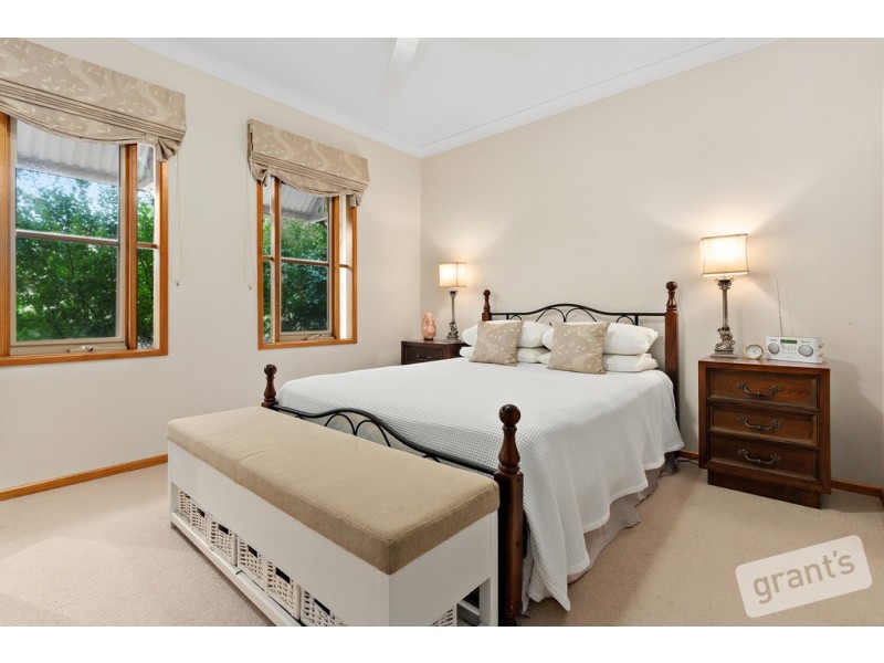 37 Allardice Parade, Berwick VIC 3806