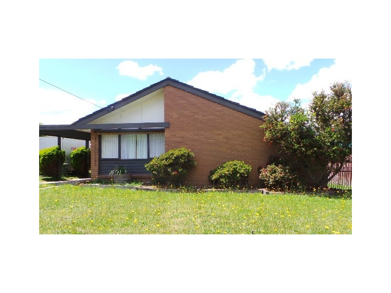 35 Fountain Drive, Narre Warren VIC 3805