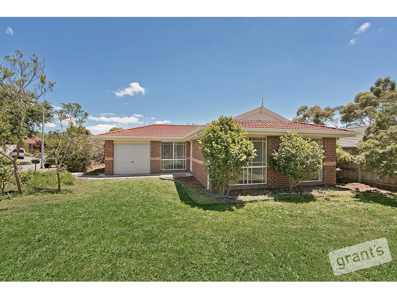 65 Kendall Drive, Narre Warren VIC 3805