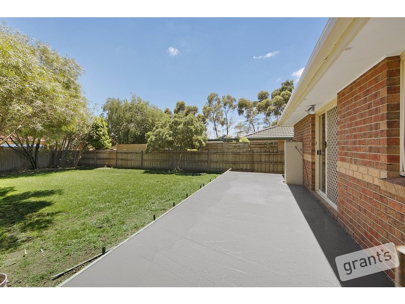 65 Kendall Drive, Narre Warren VIC 3805