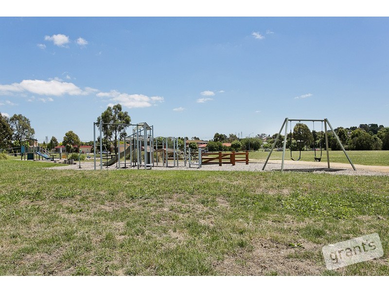 65 Kendall Drive, Narre Warren VIC 3805