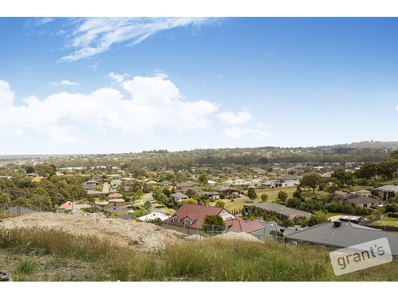13 South Hidden Valley Circuit, Beaconsfield VIC 3807