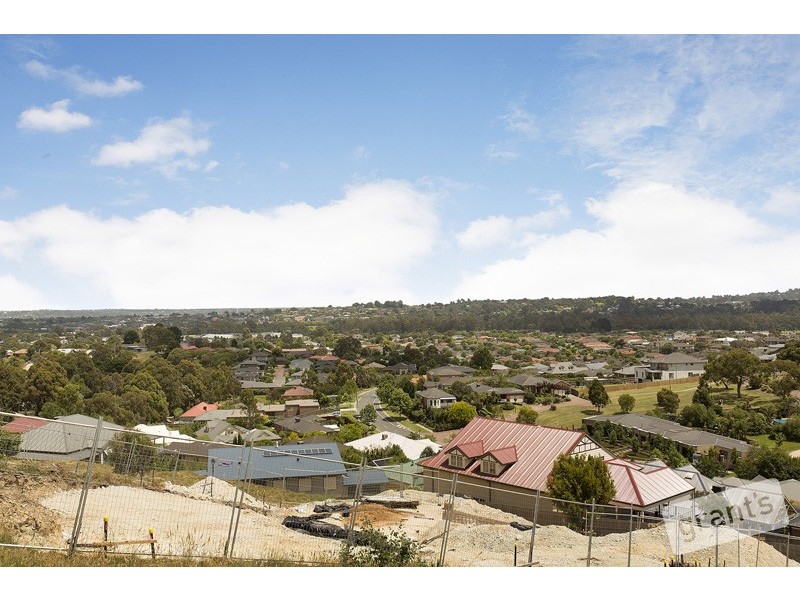 13 South Hidden Valley Circuit, Beaconsfield VIC 3807