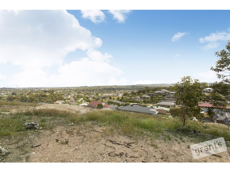 13 South Hidden Valley Circuit, Beaconsfield VIC 3807