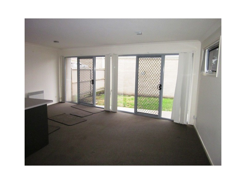 190 Paterson Drive, Lynbrook VIC 3975