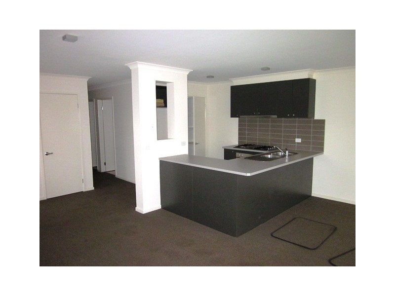 190 Paterson Drive, Lynbrook VIC 3975