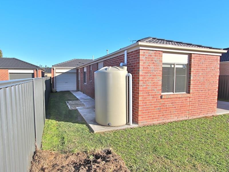 53 Pomegranate Way, Pakenham VIC 3810