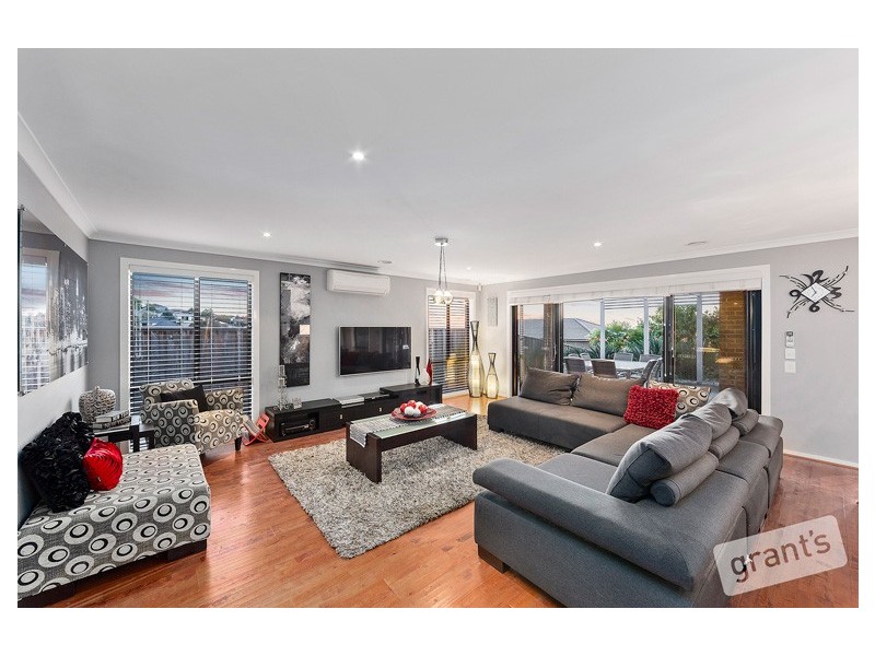 15 Eaglehawk Drive, Berwick VIC 3806