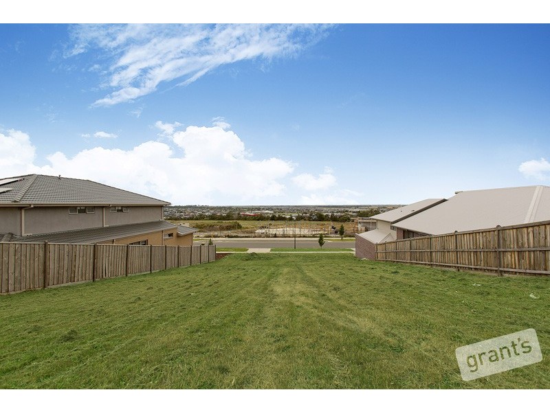 70 Majestic Drive, Officer VIC 3809