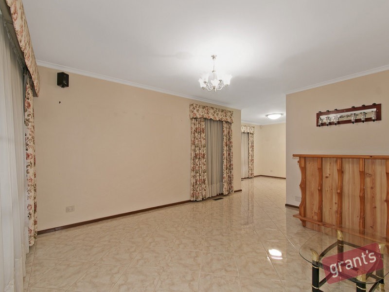 5 Nioka Court, Endeavour Hills VIC 3802