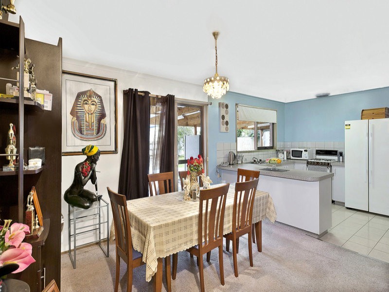 53 Barrington Drive, Pakenham VIC 3810