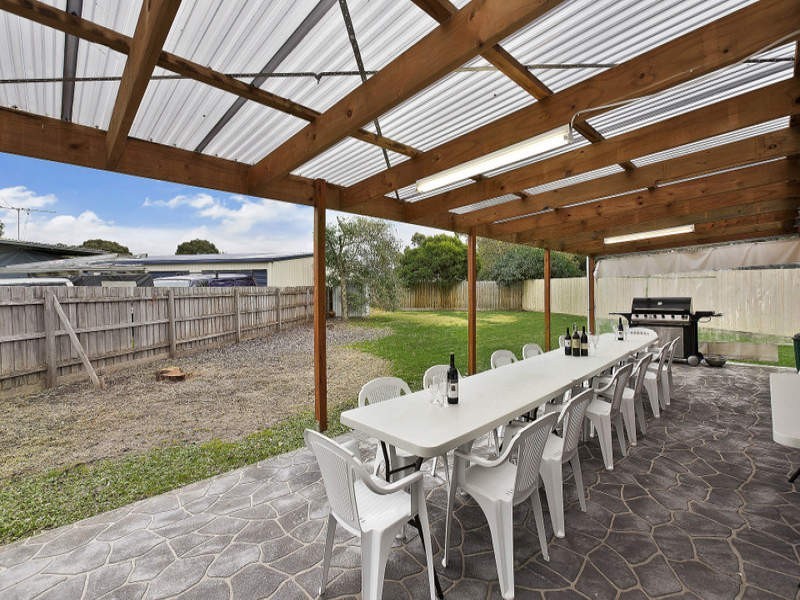 53 Barrington Drive, Pakenham VIC 3810