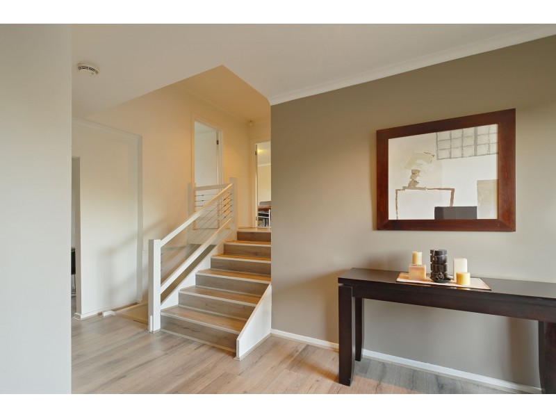 34 Fountain Drive, Narre Warren VIC 3805