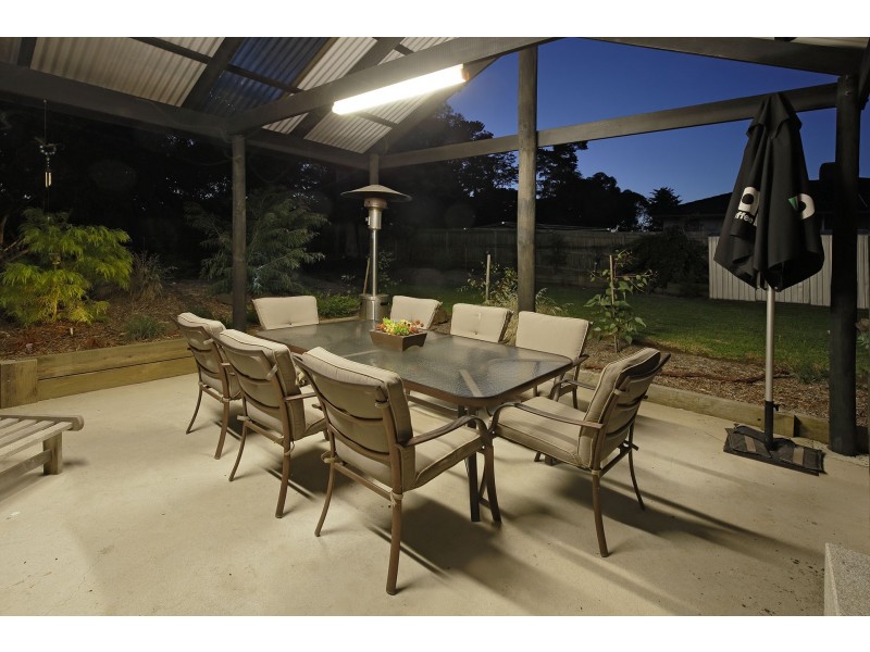 34 Fountain Drive, Narre Warren VIC 3805