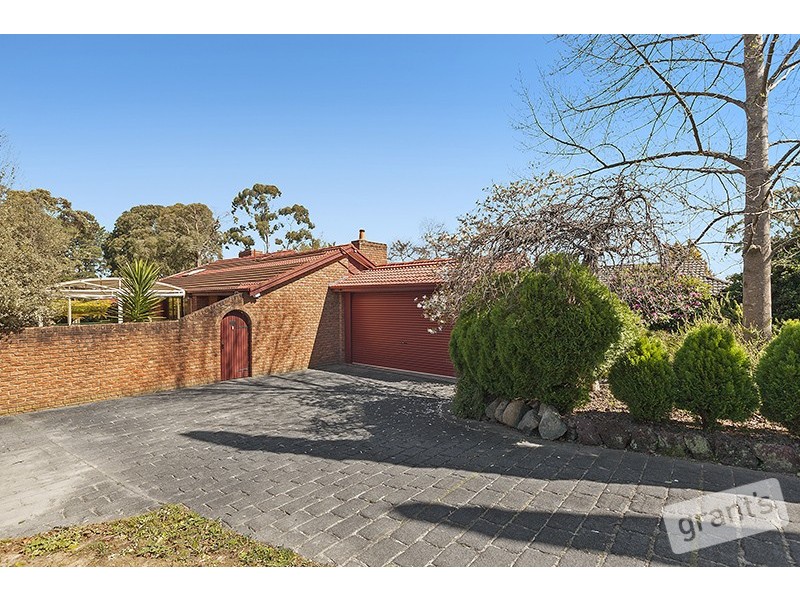 1 Grant Court, Beaconsfield Upper VIC 3808
