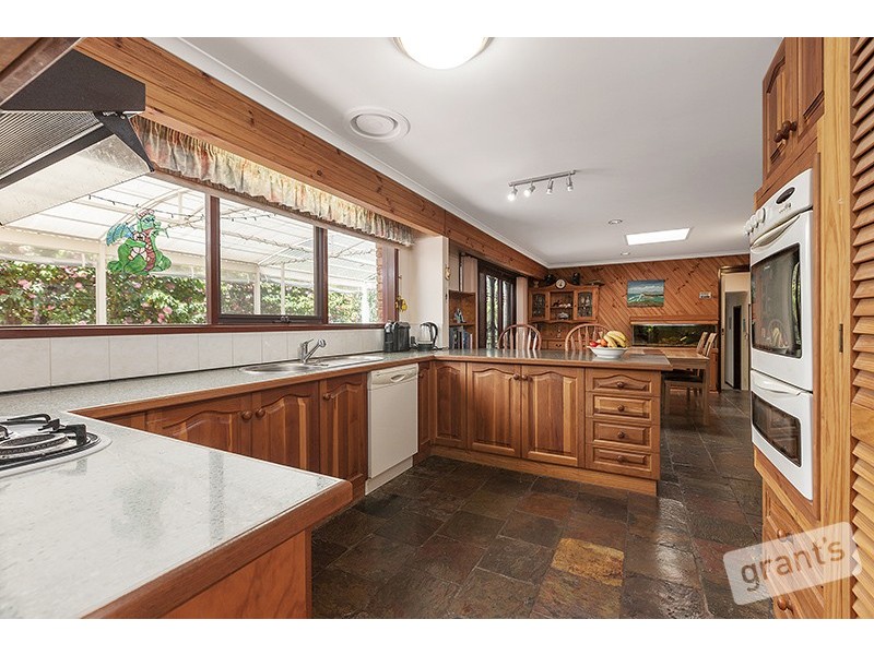 1 Grant Court, Beaconsfield Upper VIC 3808