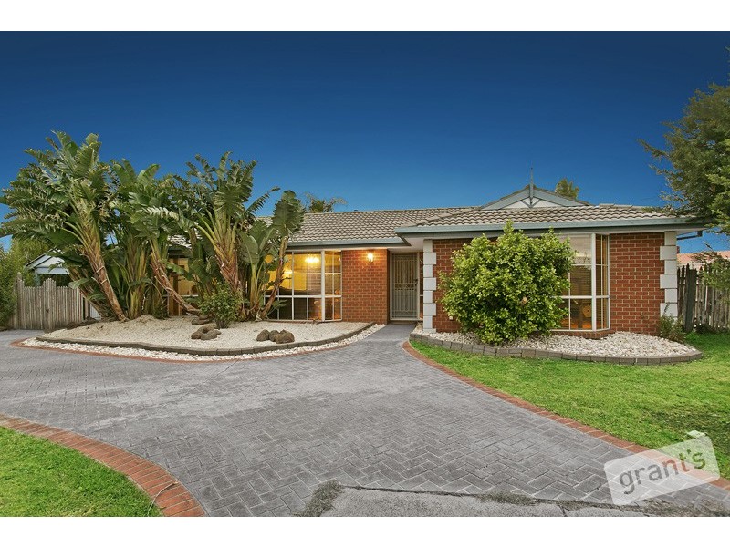 1 Jema Close, Narre Warren South VIC 3805