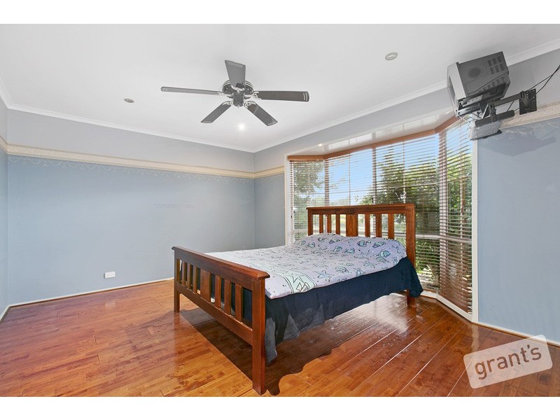 1 Jema Close, Narre Warren South VIC 3805