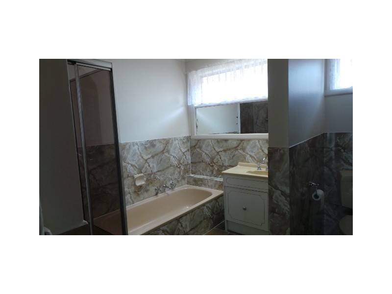 12 Dunkinson Street, Narre Warren VIC 3805