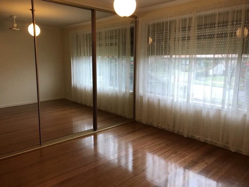 12 Dunkinson Street, Narre Warren VIC 3805