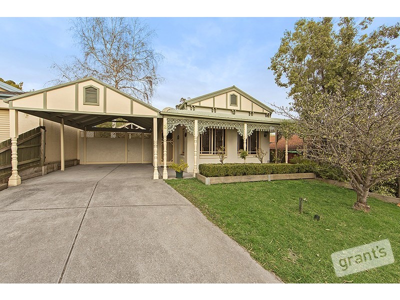 2 Adelaide Close, Berwick VIC 3806