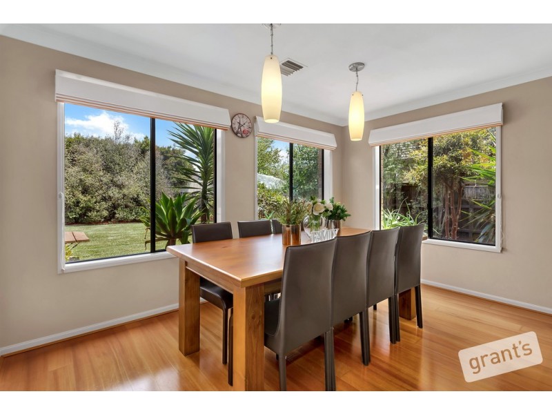 7 Glenmaggie Close, Berwick VIC 3806