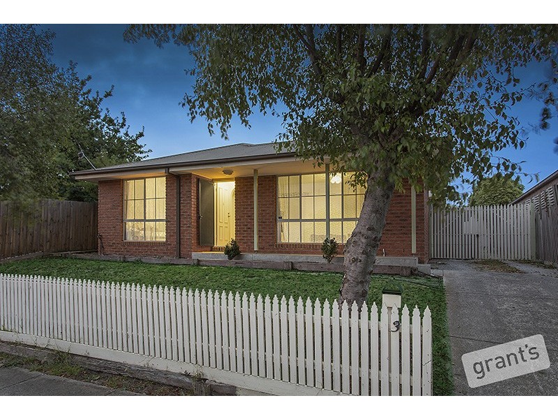 3 Dewpoint Crescent, Hampton Park VIC 3976