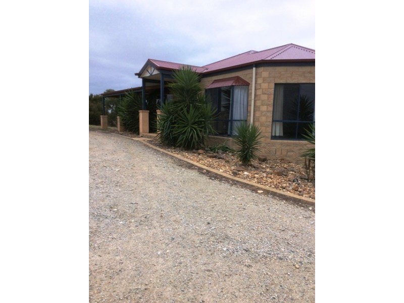 187 Ahern Road, Pakenham VIC 3810