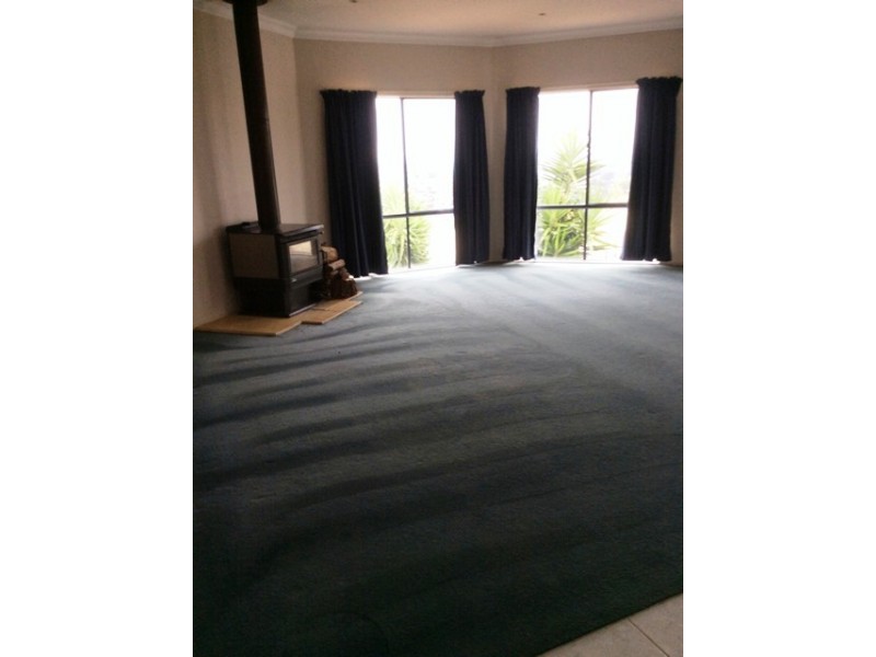 187 Ahern Road, Pakenham VIC 3810