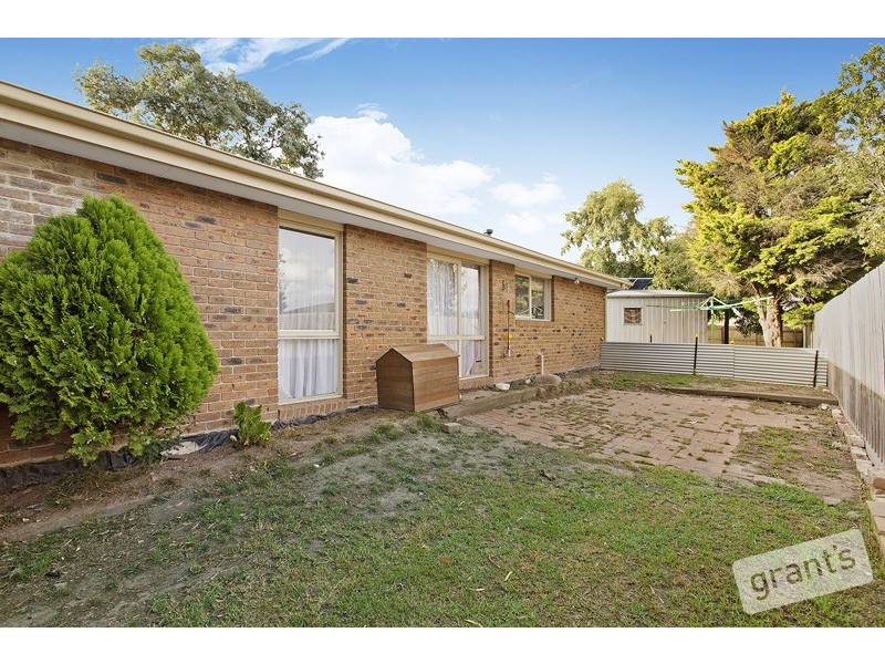 11 Coronata Crescent, Narre Warren VIC 3805