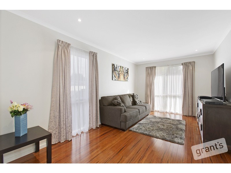 11 Coronata Crescent, Narre Warren VIC 3805