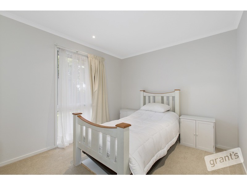 11 Coronata Crescent, Narre Warren VIC 3805