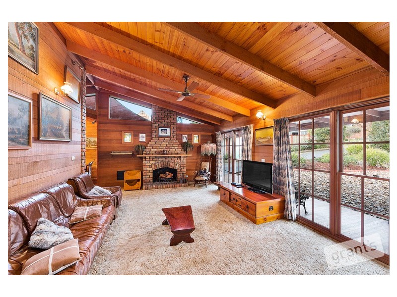 11-13 Olive Avenue, Harkaway VIC 3806
