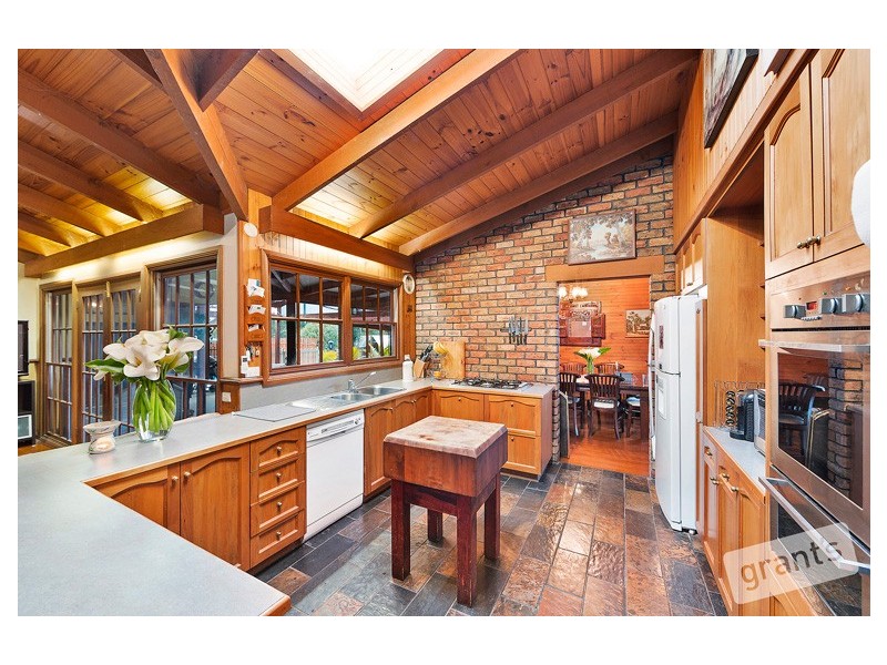 11-13 Olive Avenue, Harkaway VIC 3806