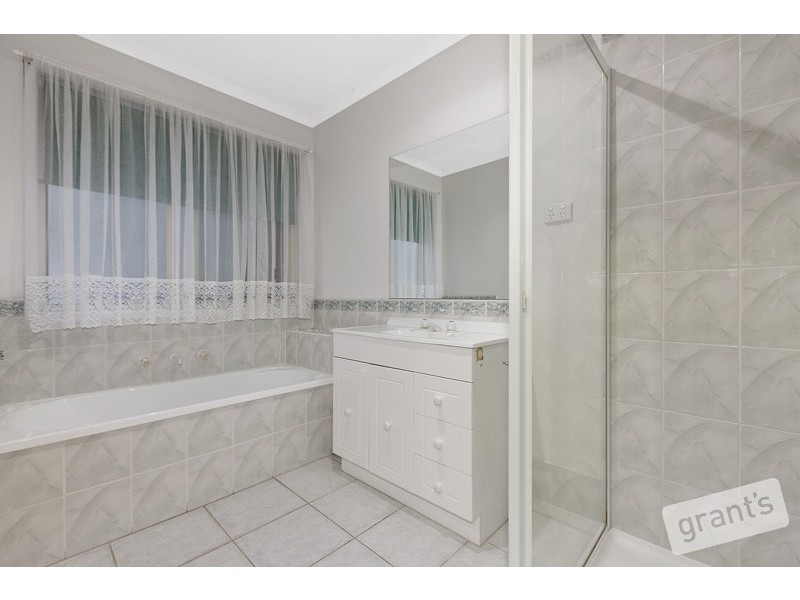 26 Filmer Crescent, Narre Warren South VIC 3805