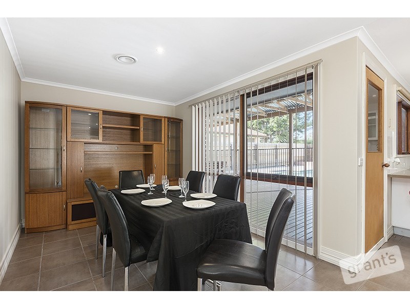 45 St Boswells Avenue, Berwick VIC 3806