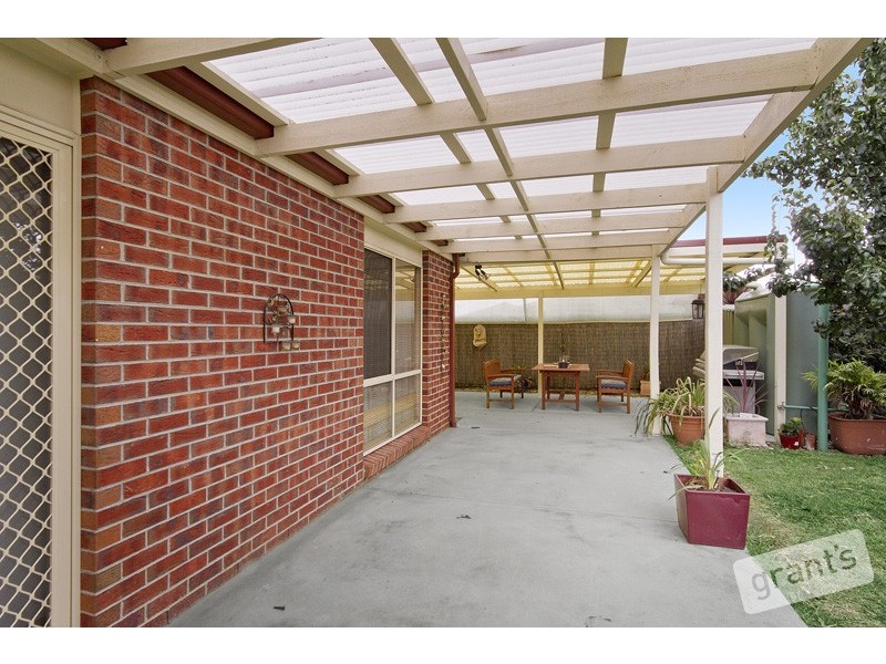 13 Sarah Louise Place, Berwick VIC 3806